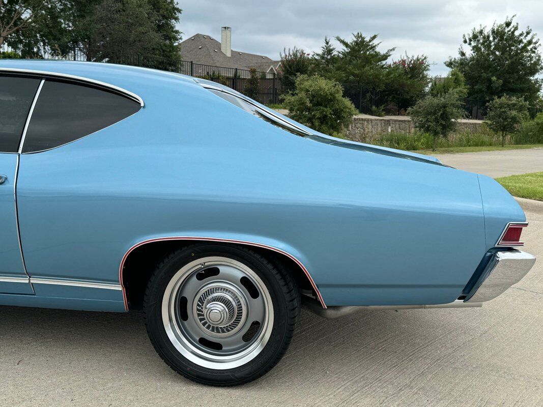 Chevrolet-Chevelle-1968-Blue-Blue-0-36