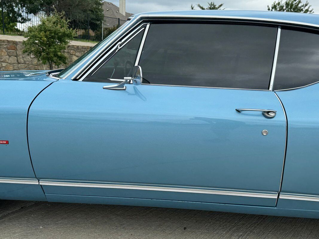 Chevrolet-Chevelle-1968-Blue-Blue-0-37