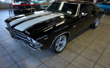 Chevrolet-Chevelle-1969-Black-Black-86346-2