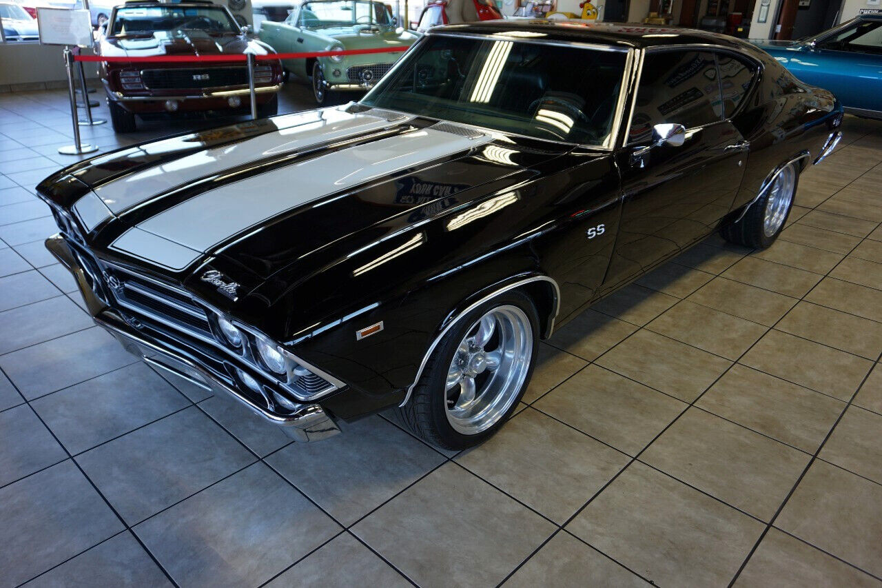 Chevrolet-Chevelle-1969-Black-Black-86346-2