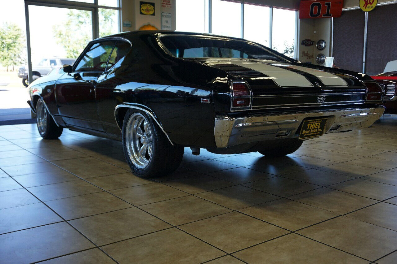 Chevrolet-Chevelle-1969-Black-Black-86346-3