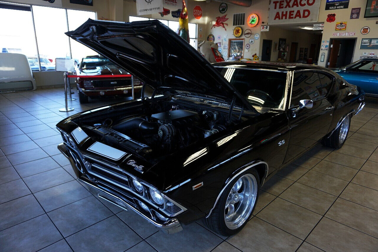 Chevrolet-Chevelle-1969-Black-Black-86346-32