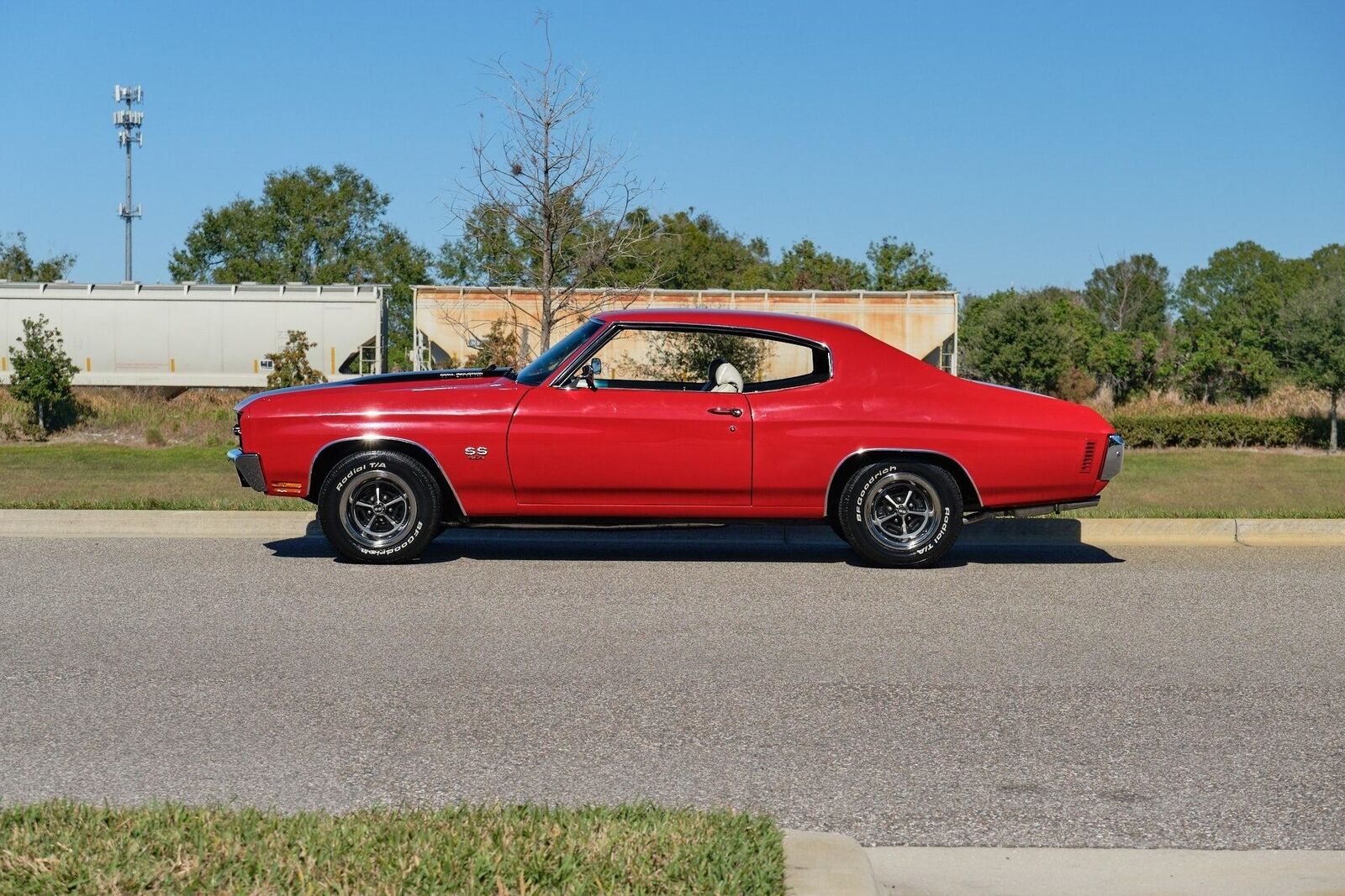 Chevrolet-Chevelle-1970-Red-White-81339-1