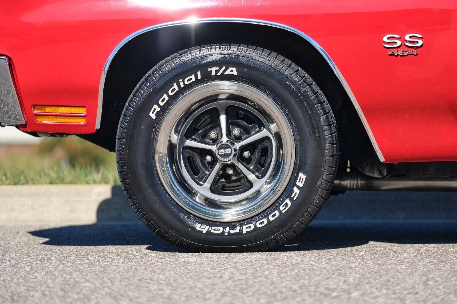 Chevrolet-Chevelle-1970-Red-White-81339-30