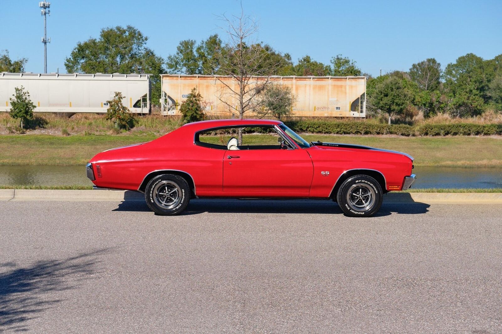 Chevrolet-Chevelle-1970-Red-White-81339-37