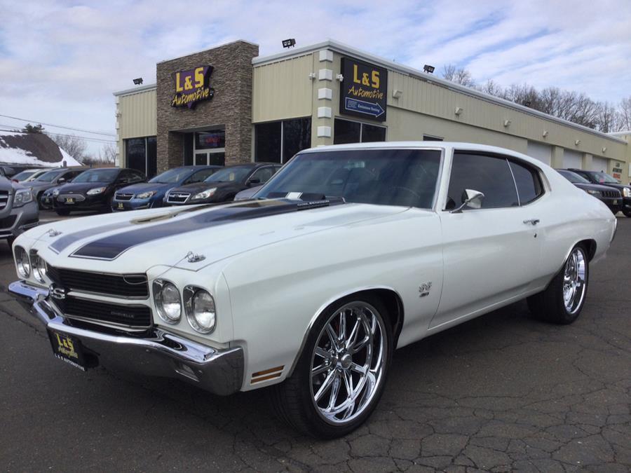 Chevrolet-Chevelle-1970-White-Black-6923-4