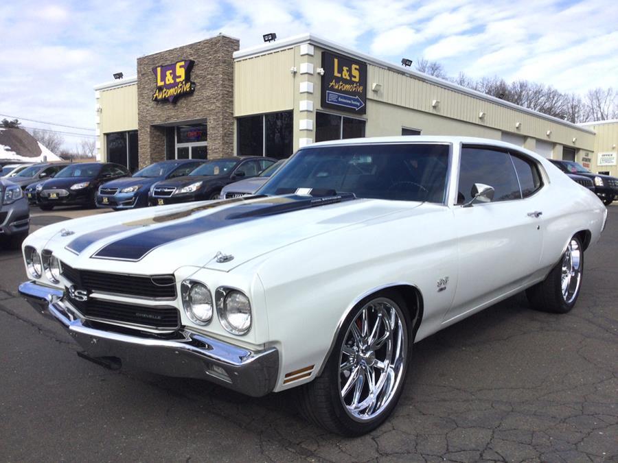 Chevrolet Chevelle  year1}