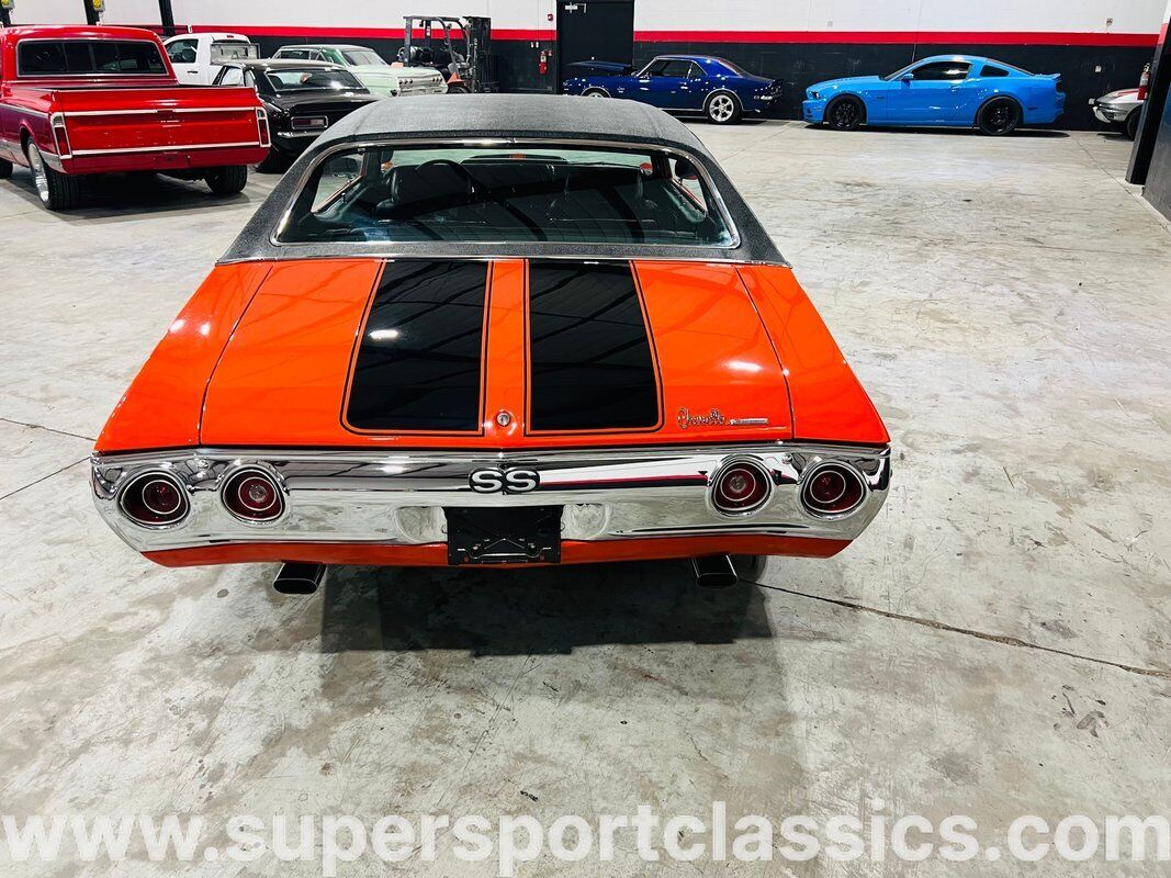 Chevrolet-Chevelle-1971-Orange-Black-0-4