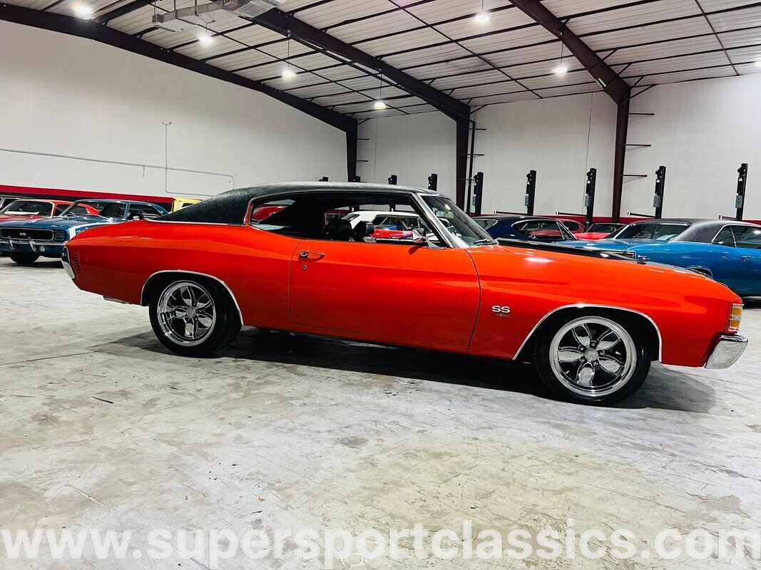 Chevrolet-Chevelle-1971-Orange-Black-0-6