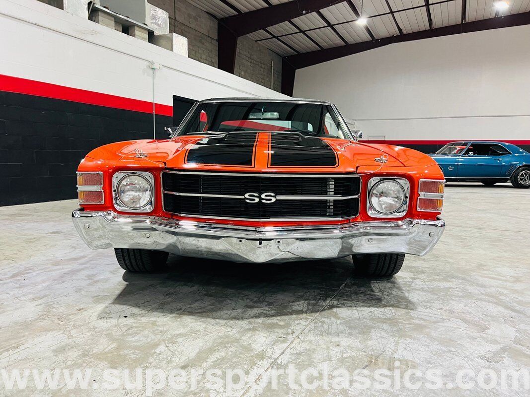 Chevrolet-Chevelle-1971-Orange-Black-0-8