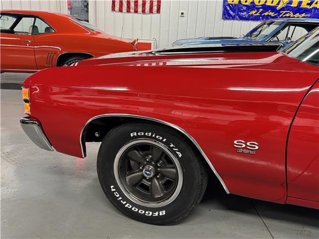 Chevrolet-Chevelle-1971-Red-Black-113-23