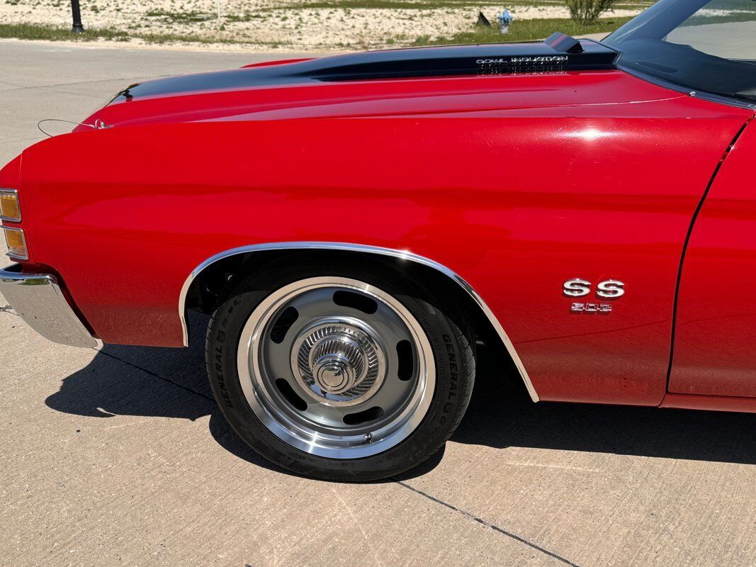 Chevrolet-Chevelle-1971-Red-Black-99999-33