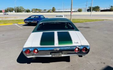 Chevrolet-Chevelle-1971-White-Green-0-3