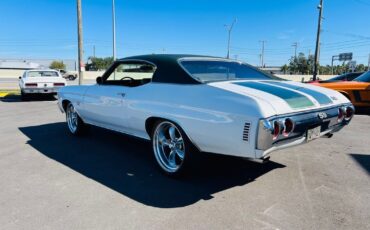 Chevrolet-Chevelle-1971-White-Green-0-5