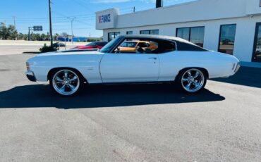 Chevrolet-Chevelle-1971-White-Green-0-6