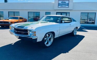 Chevrolet-Chevelle-1971-White-Green-0-7