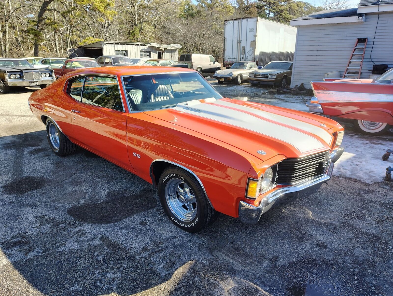 Chevrolet-Chevelle-1972-Orange-Black-79101-2