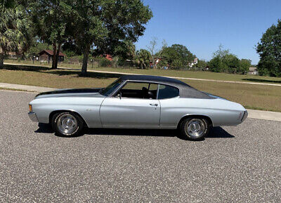 Chevrolet-Chevelle-1972-Silver-Black-72-1