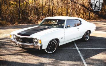 Chevrolet-Chevelle-1972-White-Black-1568-2