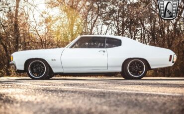 Chevrolet-Chevelle-1972-White-Black-1568-5