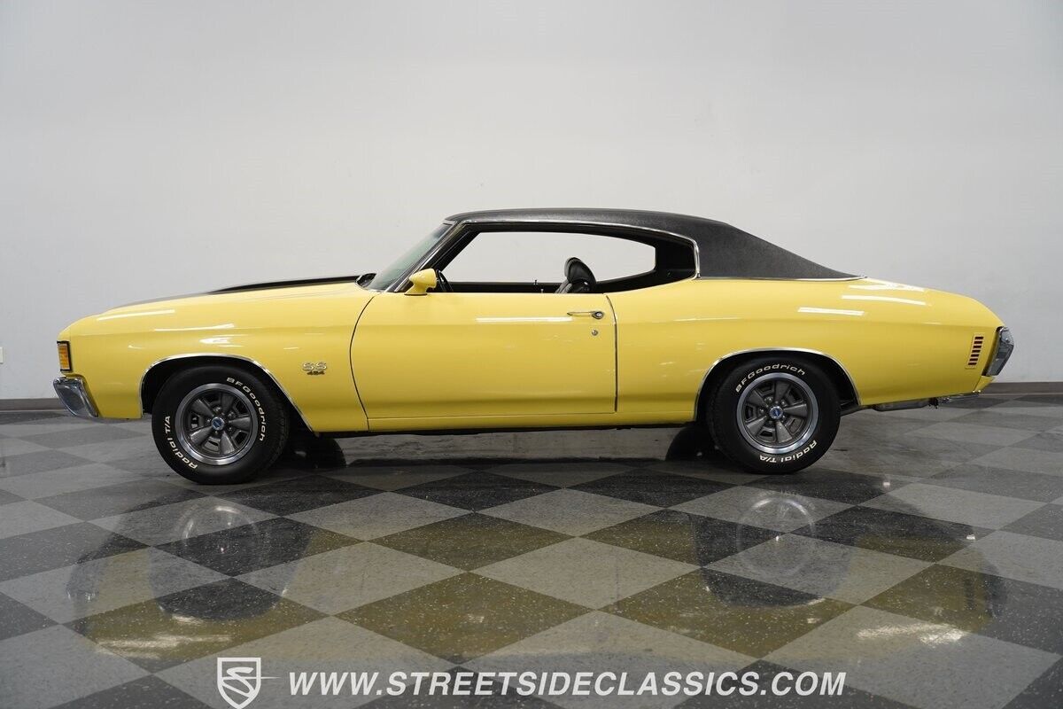 Chevrolet-Chevelle-1972-Yellow-Black-13116-2