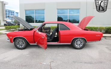 Chevrolet-Chevelle-Berline-1966-Red-Black-70882-11