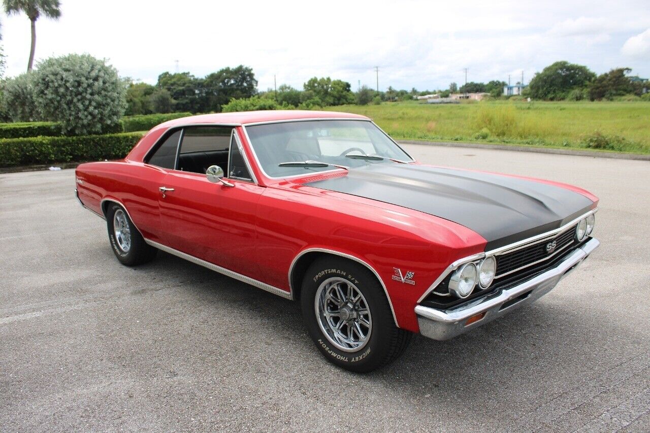 Chevrolet-Chevelle-Berline-1966-Red-Black-70882-9