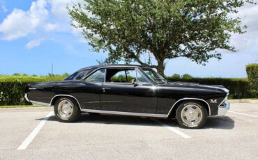 Chevrolet-Chevelle-Break-1966-Black-Black-4831-2