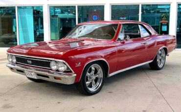 Chevrolet-Chevelle-Break-1966-Red-Black-30405-11