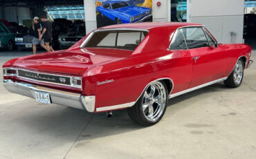 Chevrolet-Chevelle-Break-1966-Red-Black-30405-4