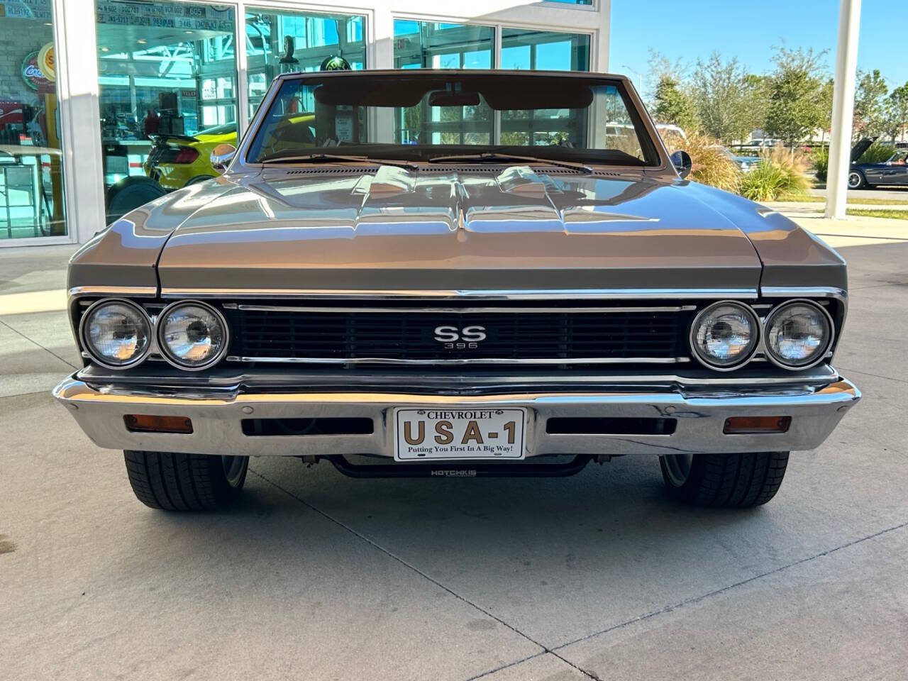 Chevrolet-Chevelle-Break-1966-Silver-Black-14400-1