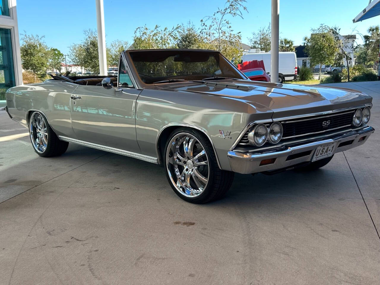 Chevrolet-Chevelle-Break-1966-Silver-Black-14400-2