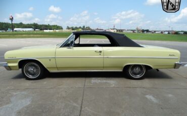 Chevrolet-Chevelle-Coupe-1964-Yellow-Black-28405-4