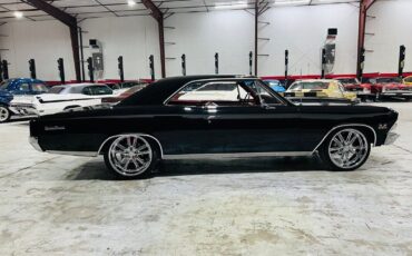 Chevrolet-Chevelle-Coupe-1966-Black-Red-0-6