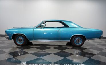 Chevrolet-Chevelle-Coupe-1966-Blue-Blue-126684-2