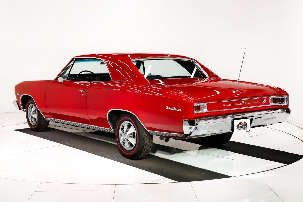 Chevrolet-Chevelle-Coupe-1966-Red-Black-0-5