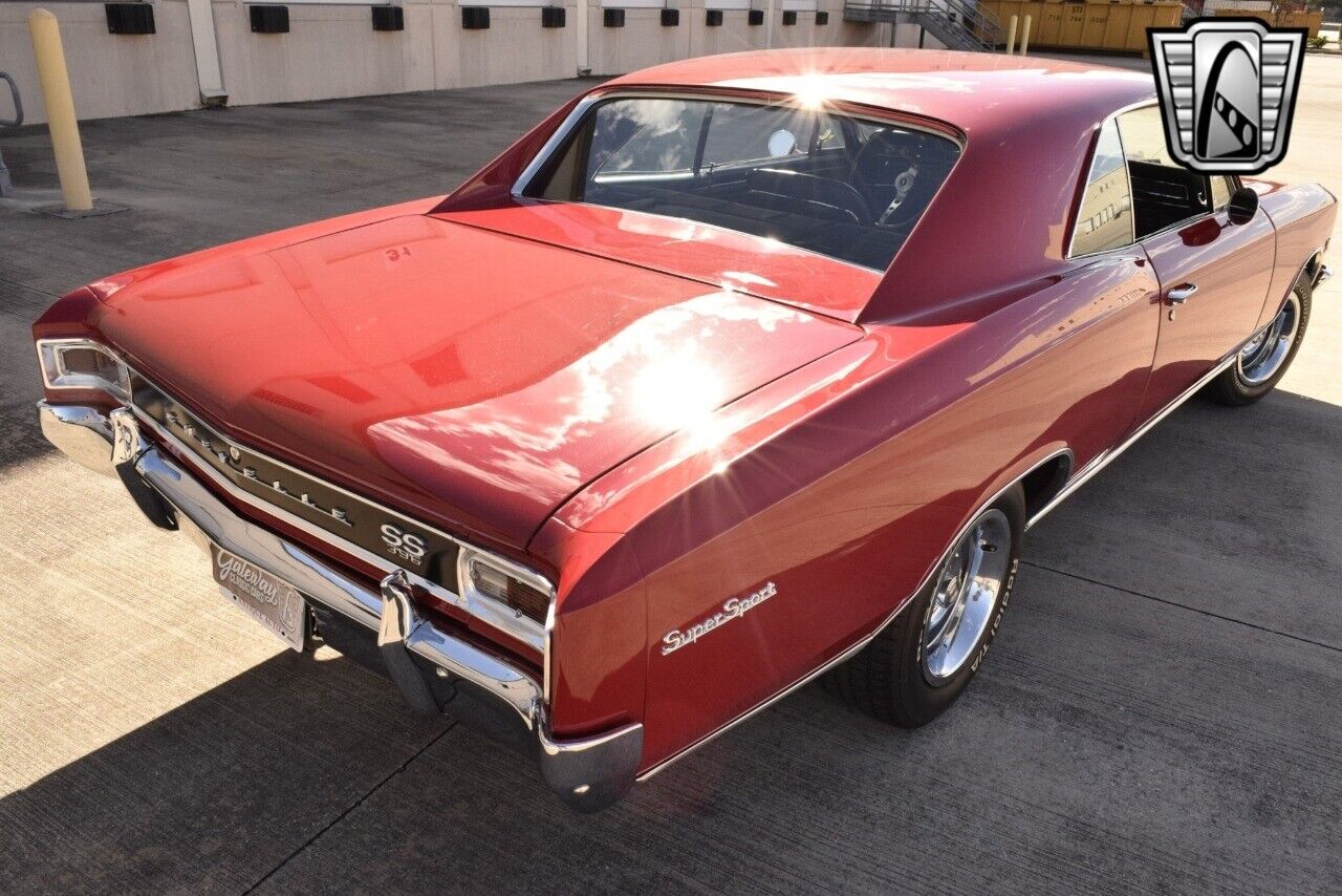 Chevrolet-Chevelle-Coupe-1966-Red-Black-117883-10