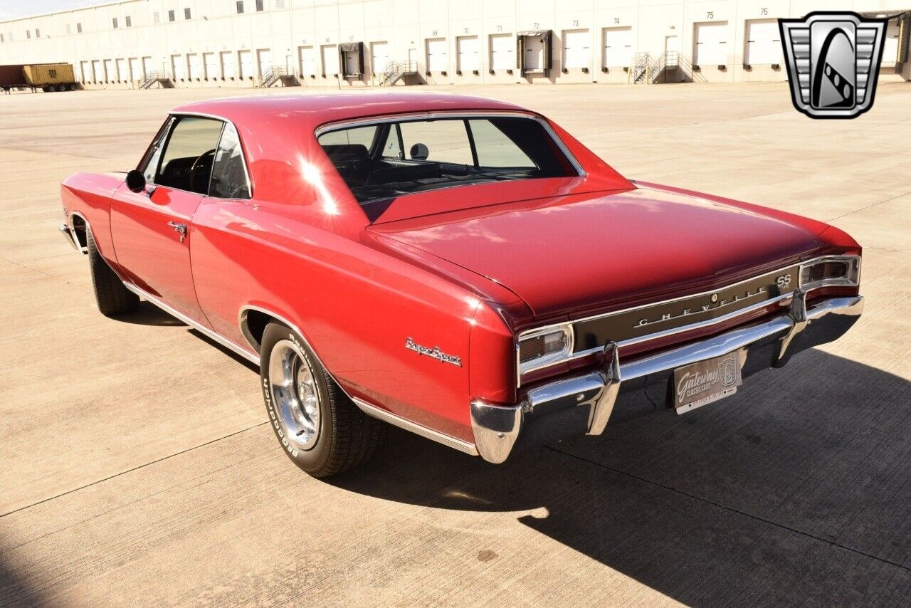 Chevrolet-Chevelle-Coupe-1966-Red-Black-117883-3