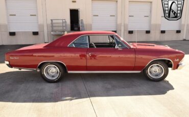 Chevrolet-Chevelle-Coupe-1966-Red-Black-117883-5