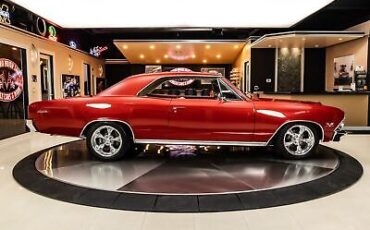 Chevrolet-Chevelle-Coupe-1966-Red-Tan-64438-11