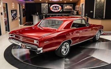 Chevrolet-Chevelle-Coupe-1966-Red-Tan-64438-12