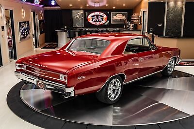 Chevrolet-Chevelle-Coupe-1966-Red-Tan-64438-12