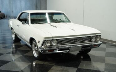 Chevrolet-Chevelle-Coupe-1966-White-Black-150295-15