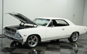 Chevrolet-Chevelle-Coupe-1966-White-Black-150295-29