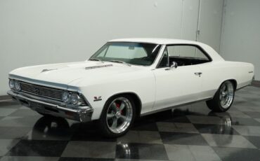 Chevrolet-Chevelle-Coupe-1966-White-Black-150295-6