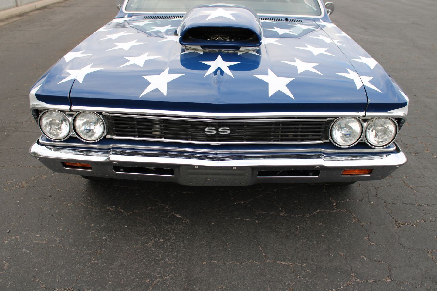 Chevrolet-Chevelle-Coupe-1966-White-Black-3164-11