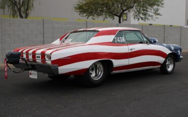 Chevrolet-Chevelle-Coupe-1966-White-Black-3164-2