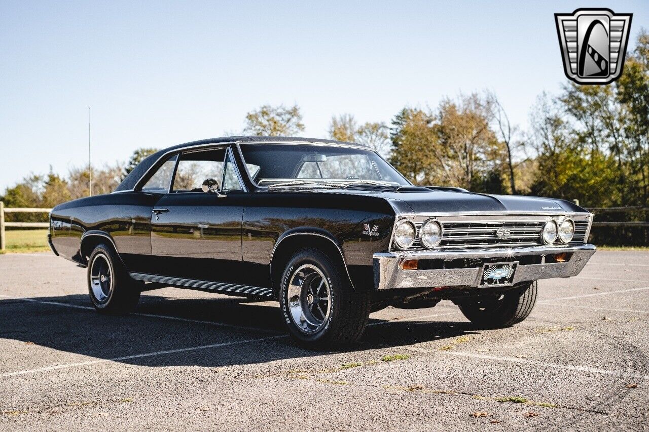 Chevrolet-Chevelle-Coupe-1967-Black-Black-21506-8