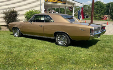 Chevrolet-Chevelle-Coupe-1967-Gold-Black-82081-3