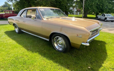 Chevrolet-Chevelle-Coupe-1967-Gold-Black-82081-6